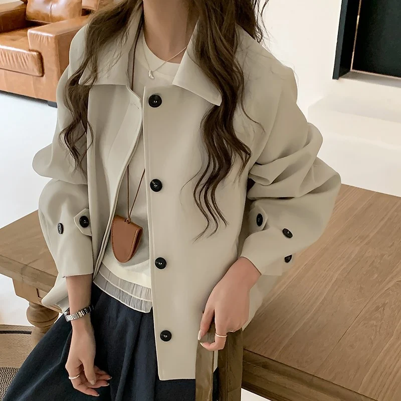 Damen Oversize Kurzjacke mit überschnittenen Schultern und großer Knopfleiste Nord Taschen