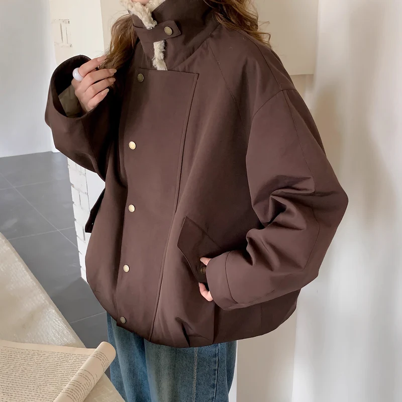 Damen Oversize-Kurzjacke mit Teddykragen und Pattentaschen Nord Taschen