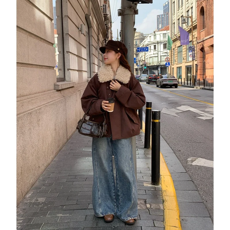 Damen Oversize-Kurzjacke mit Teddykragen und Pattentaschen Nord Taschen
