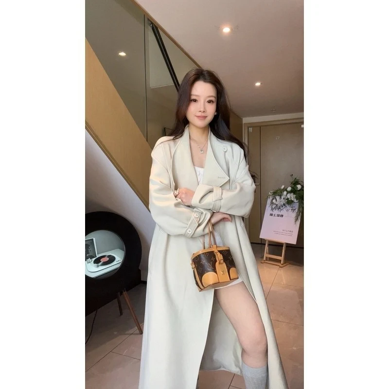 Damen Langer Wollmix-Mantel im Oversize-Trenchstil mit kastigem Schnitt und verstellbaren Manschetten Nord Taschen