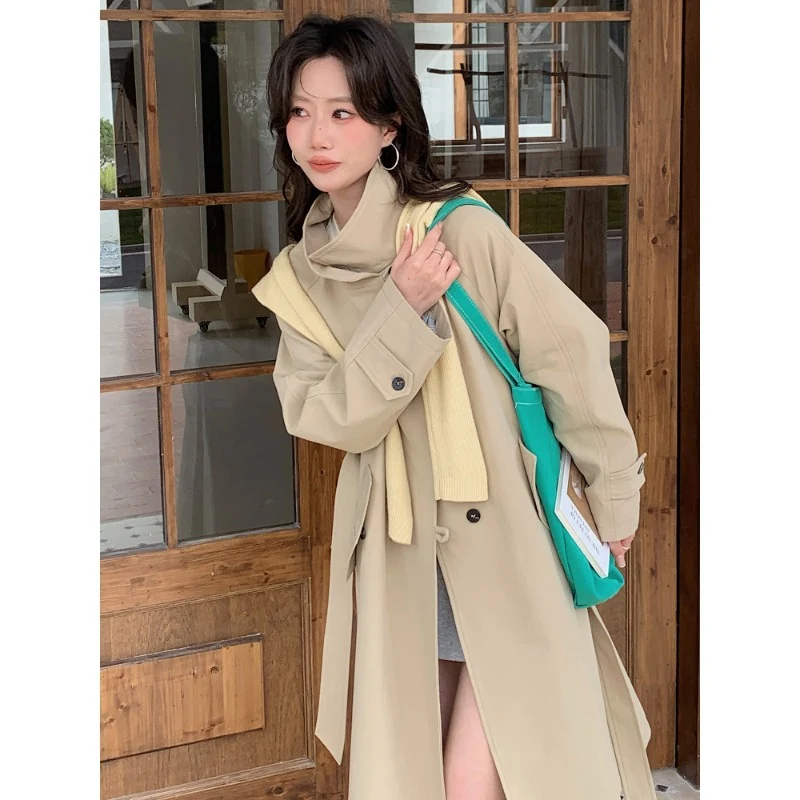 Damen Langer Trenchcoat mit hohem Stehkragen und Raglanärmeln Nord Taschen