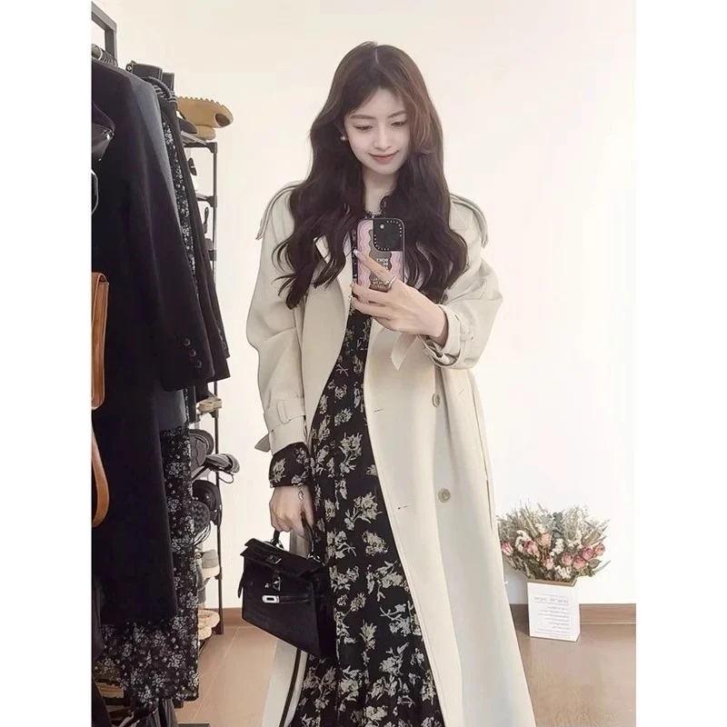 Damen Langer Oversize-Trenchcoat mit Ballonärmeln und Bindegürtel Nord Taschen
