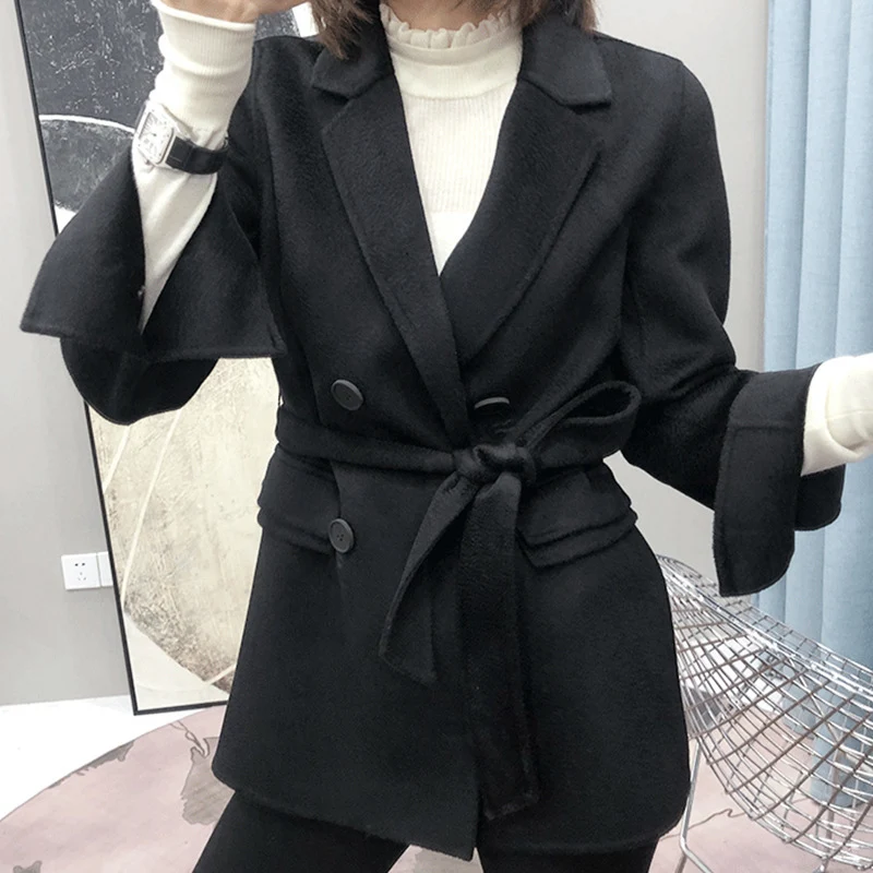 Damen zeitloser, doppelter Blazer mit Gürtel Nord Taschen