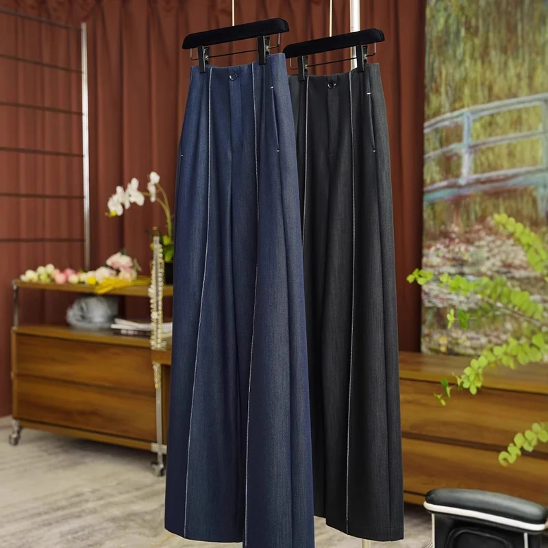Damen Weit geschnittene Hochbundjeans Nord Taschen