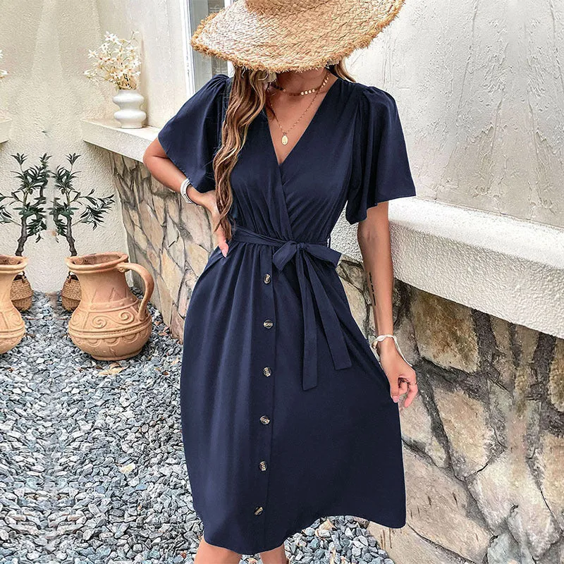 Damen Midi-Kleid mit eleganter Wickeloptik und praktischen Knopfdetails