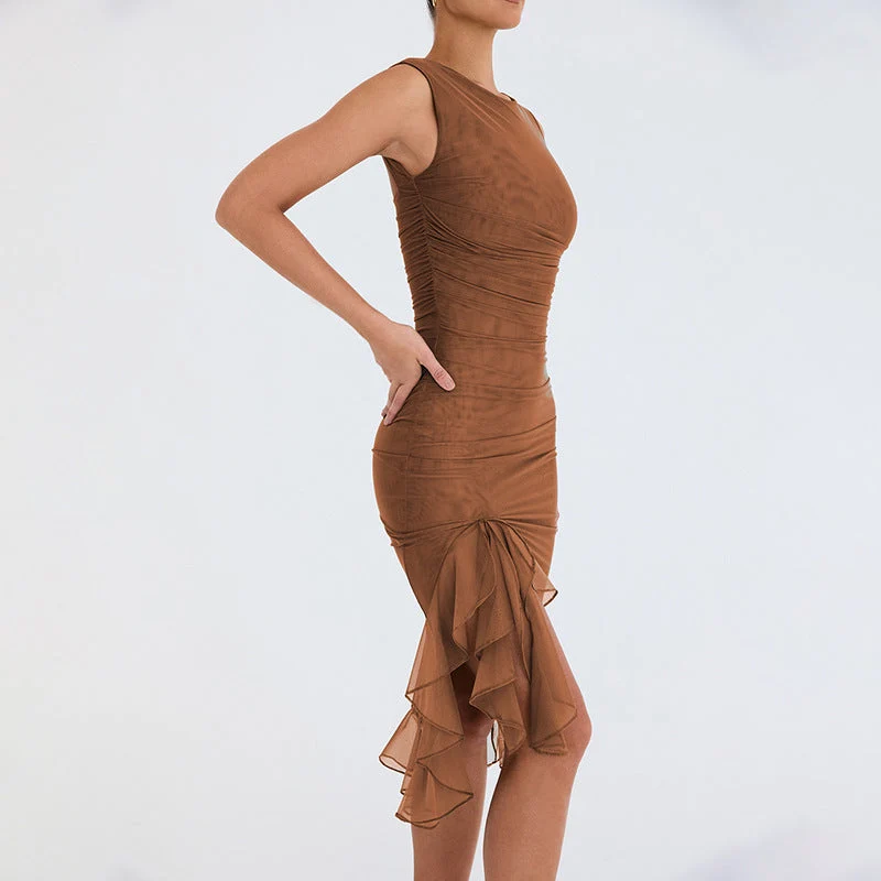 Damen figurbetontes Cocktailkleid mit raffinierten Rüschendetails und asymmetrischem Saum