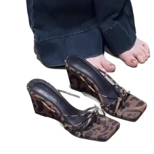Damen Wedgesandalen mit elegantem Riemchen-Design und bequemer Innensohle Nord Taschen