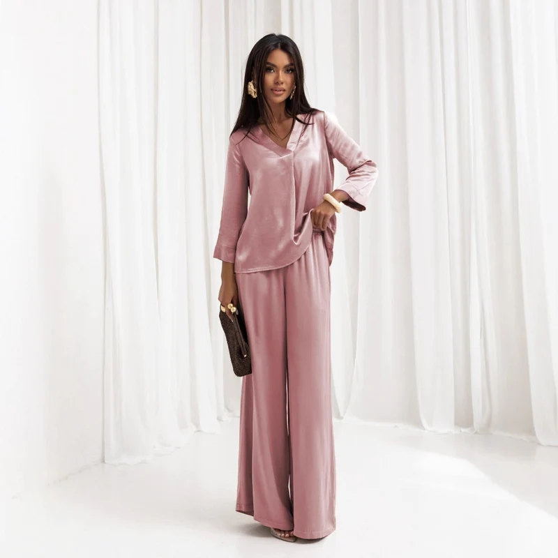 Damen elegantes Satin-Loungewear-Set mit weitem Schnitt und klassischem Revers Nord Taschen