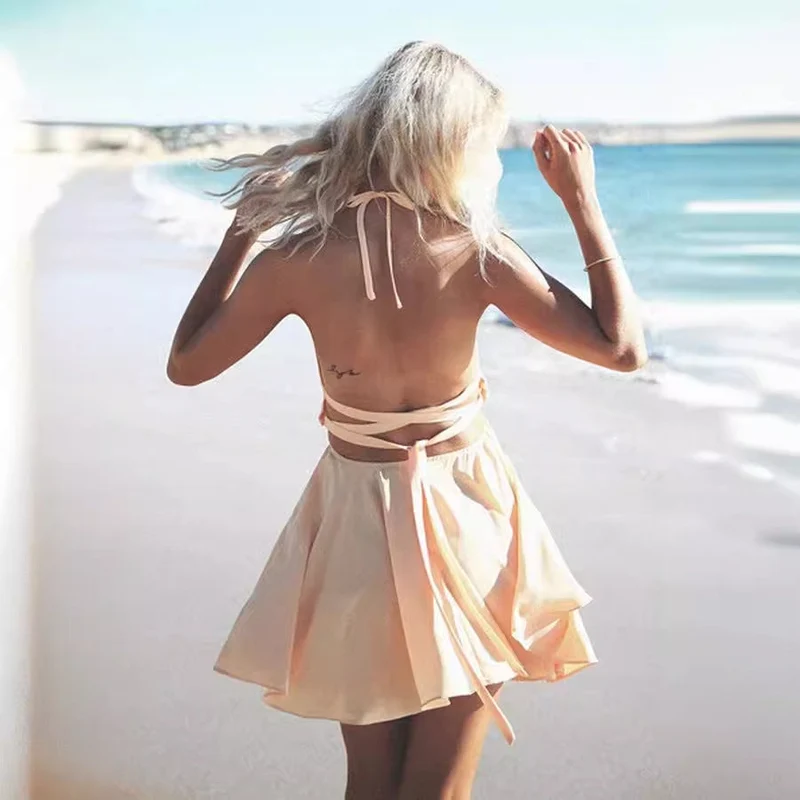 Damen Cut-Out Minikleid mit asymmetrischem Ausschnitt und fließendem Rock Nord Taschen