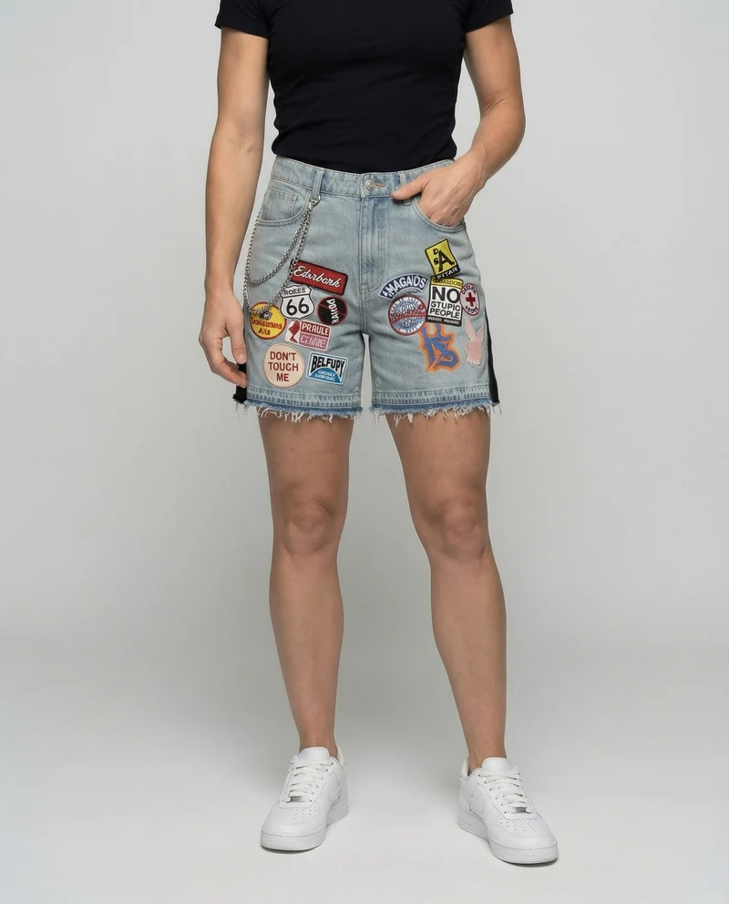 Damen Jeans-Shorts mit Patchwork-Aufnähern