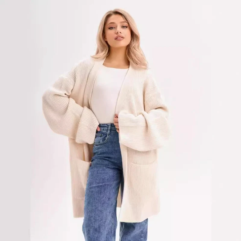 Damen kuscheliger langer Strickcardigan mit weiten Ärmeln und praktischen Taschen Nord Taschen