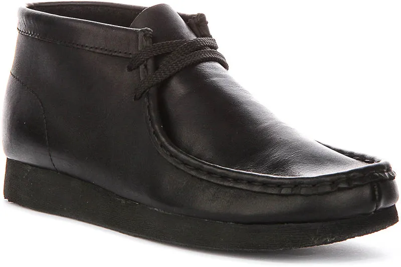 Clarks Originals Wallabee Boot In Black For Junior