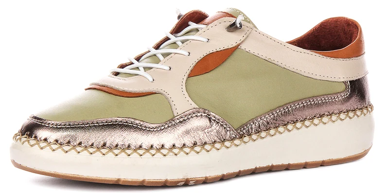 Justinreess England Taylor In Tan For Women
