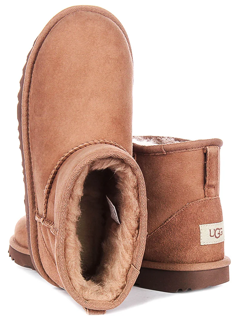 UGG Classic Mini II In Oak For Juniors