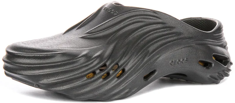 Crocs Echo Wave In Black For Men