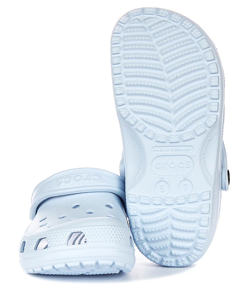 Crocs Classic Clog In Light Blue