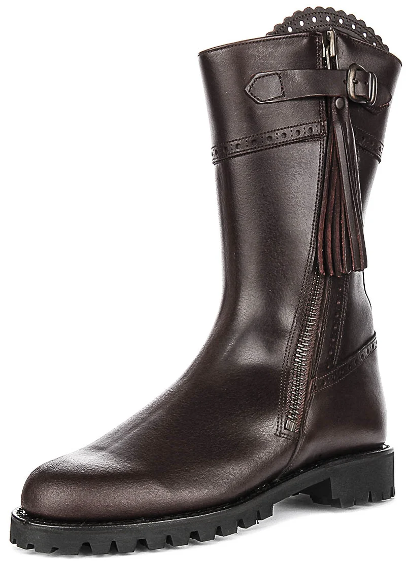 Justinreess England Valentina Short In Brown For Women