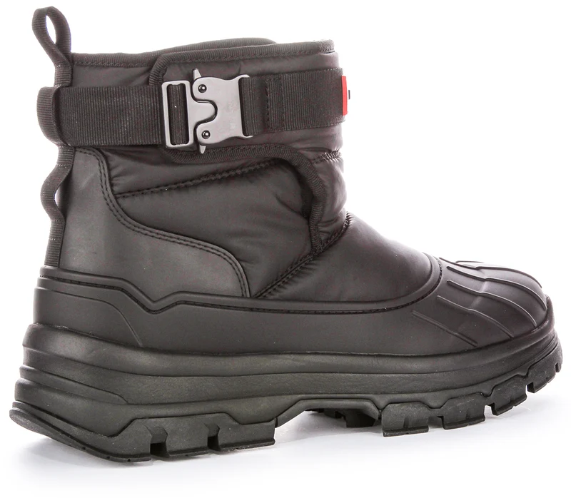 Hunter W Interpid Short Buckle In Black For Women