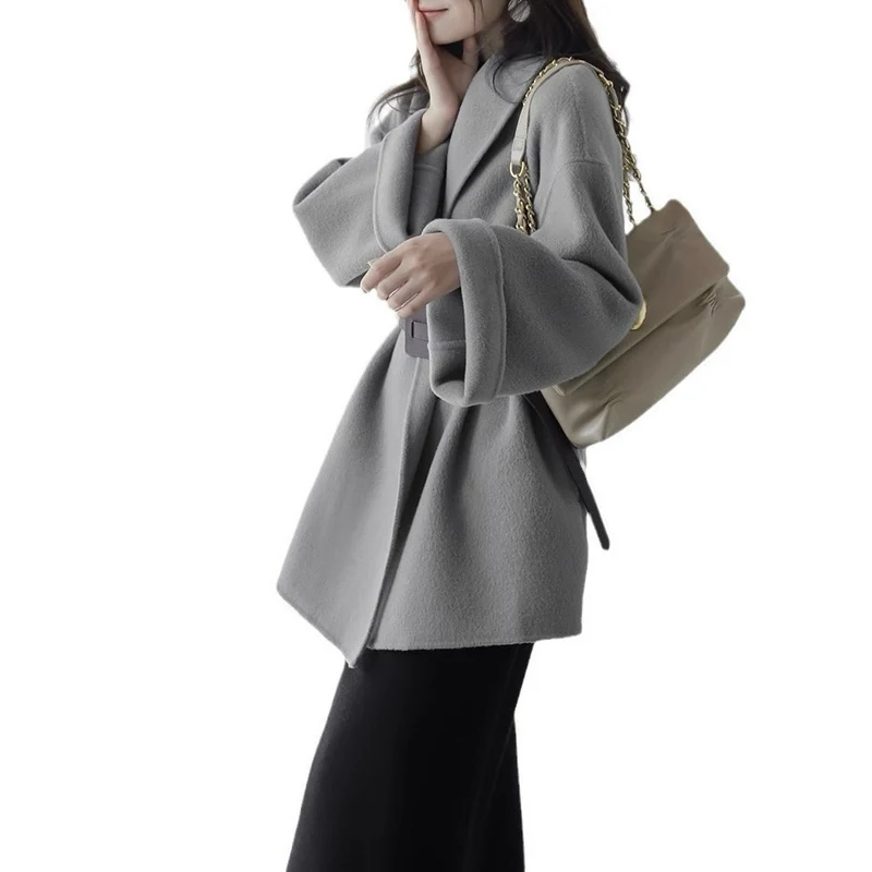 Damen Schicke und elegante Wickeljacke Nord Taschen