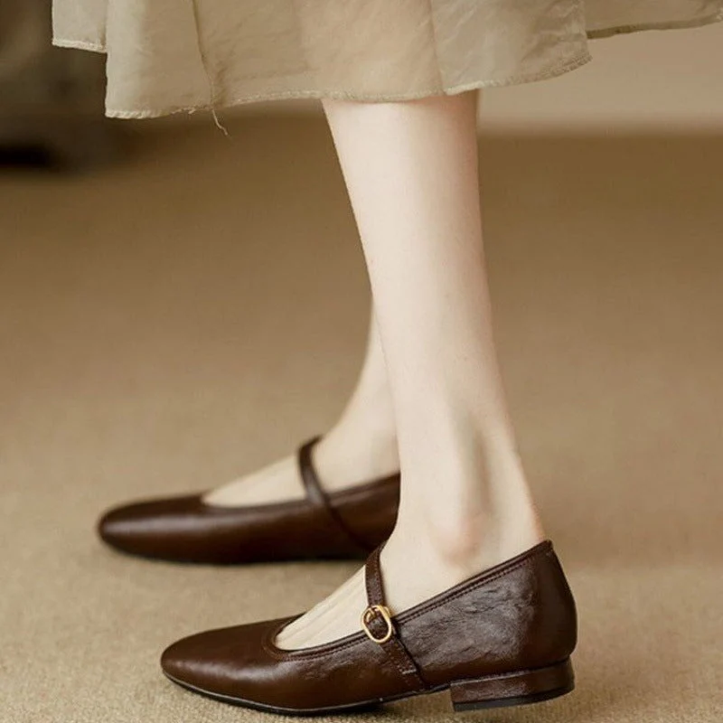 Damen Ballerinas mit modischem Riemchen