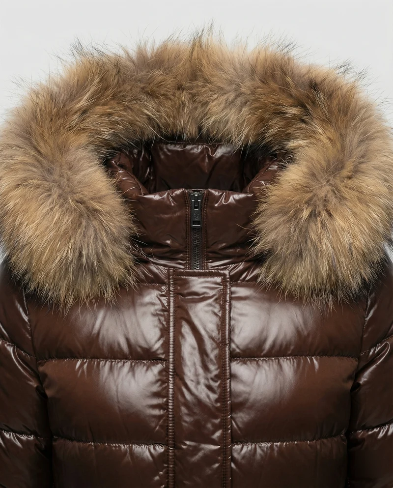 Damen Winterdaunenjacke mit abnehmbarer Kapuze und luxuriösem Fellkragen