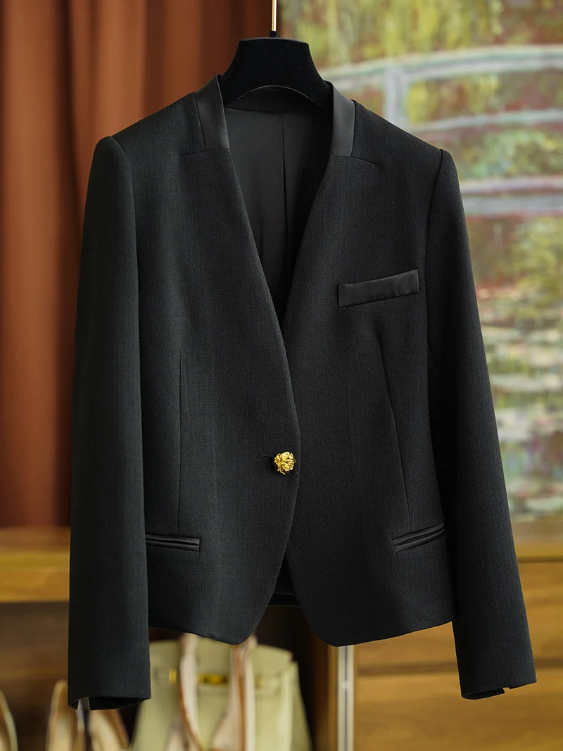 Damen Klassischer Blazer mit glänzendem Knopf Nord Taschen