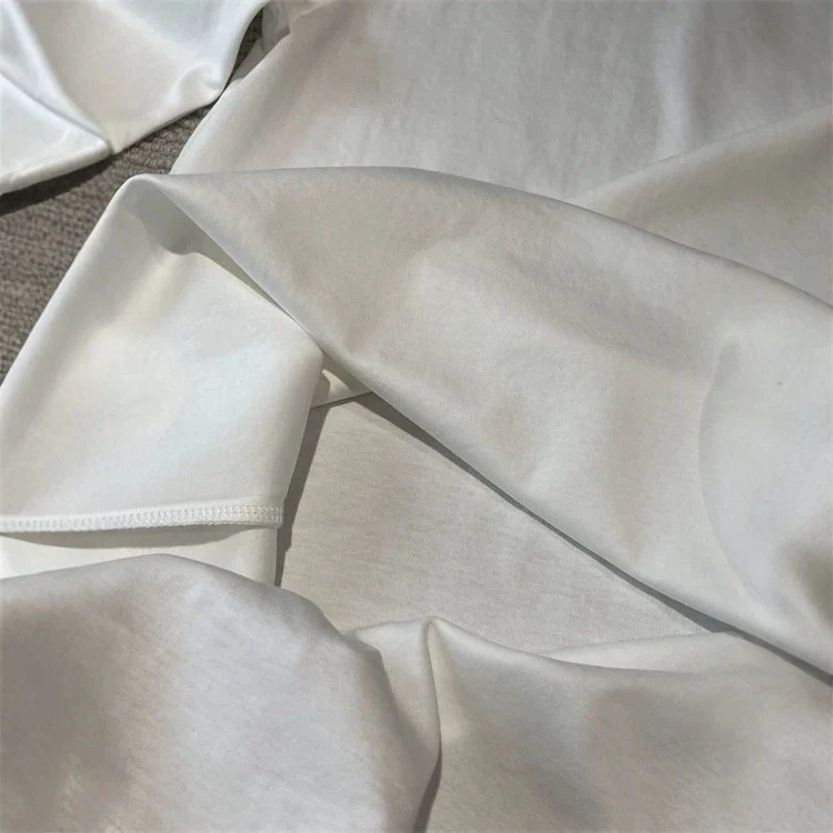 Damen Hochwertiges Langarmshirt aus atmungsaktivem Material Nord Taschen