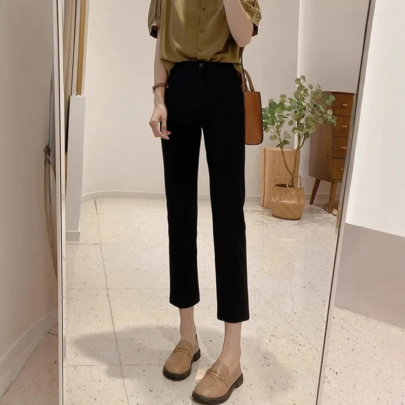 Damen Figurbetonte Stoffhose Nord Taschen