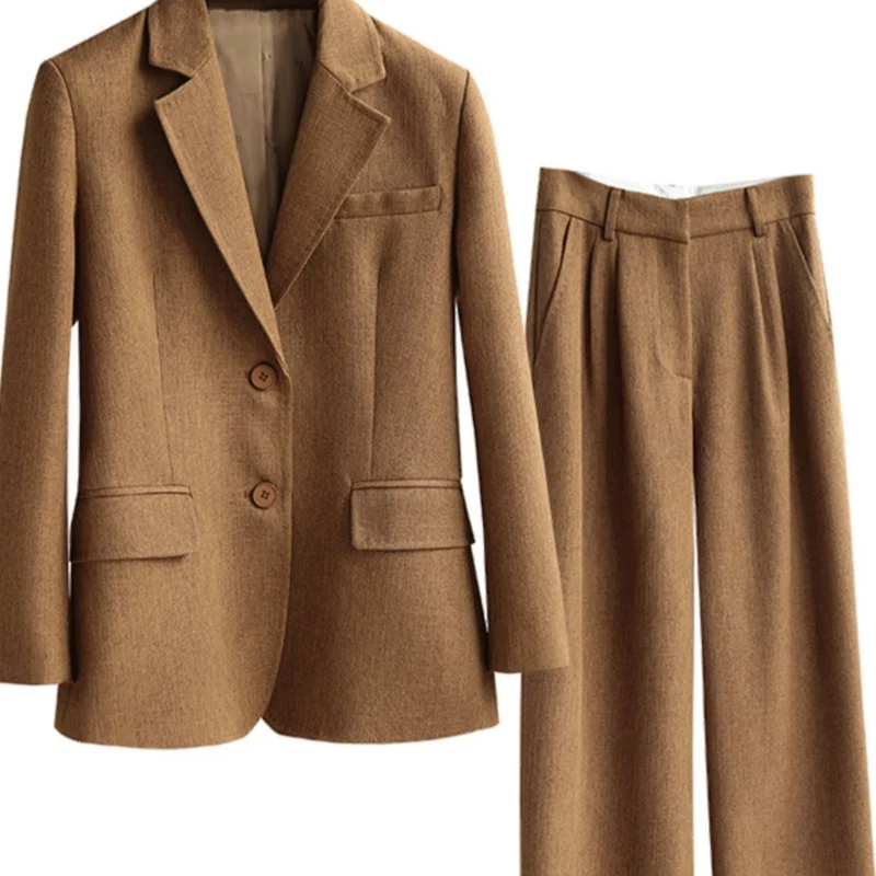 Damen Elegantes und stilvolles Blazer-Set Nord Taschen