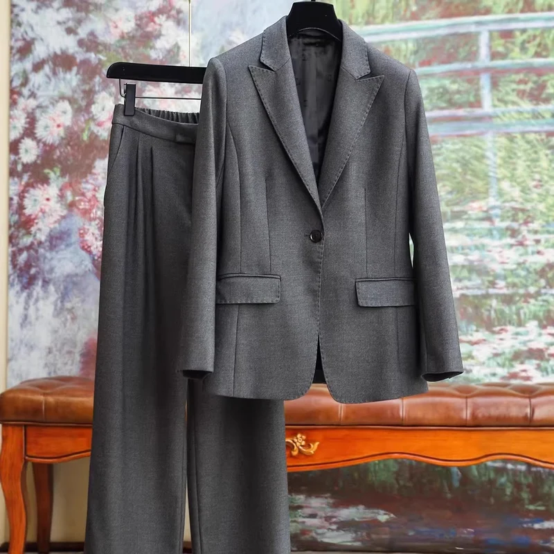 Damen Elegantes Blazer- und Hosen-Set Nord Taschen