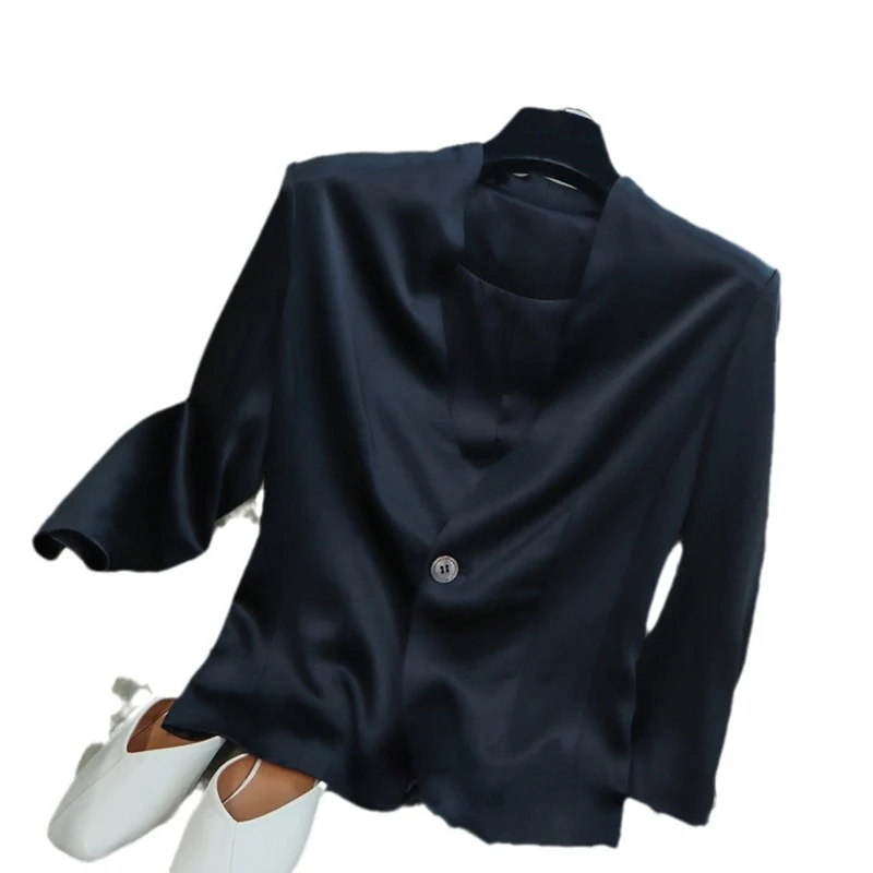 Damen Elegantes, ärmelloses Blazer aus hochwertigem Satin Nord Taschen