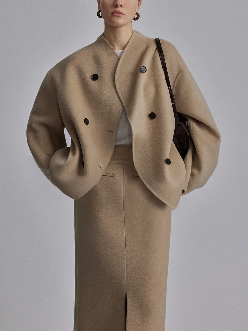 Kurze Wolljacke mit Doppelter Knopfreihe Wollmischung Modern und Warm - Arvani