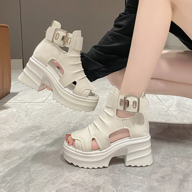 Damen nan Plateau-Sandaletten-Stiefelette mit Aussparungen offener Zehenpartie und verstellbarer Metallschnalle
