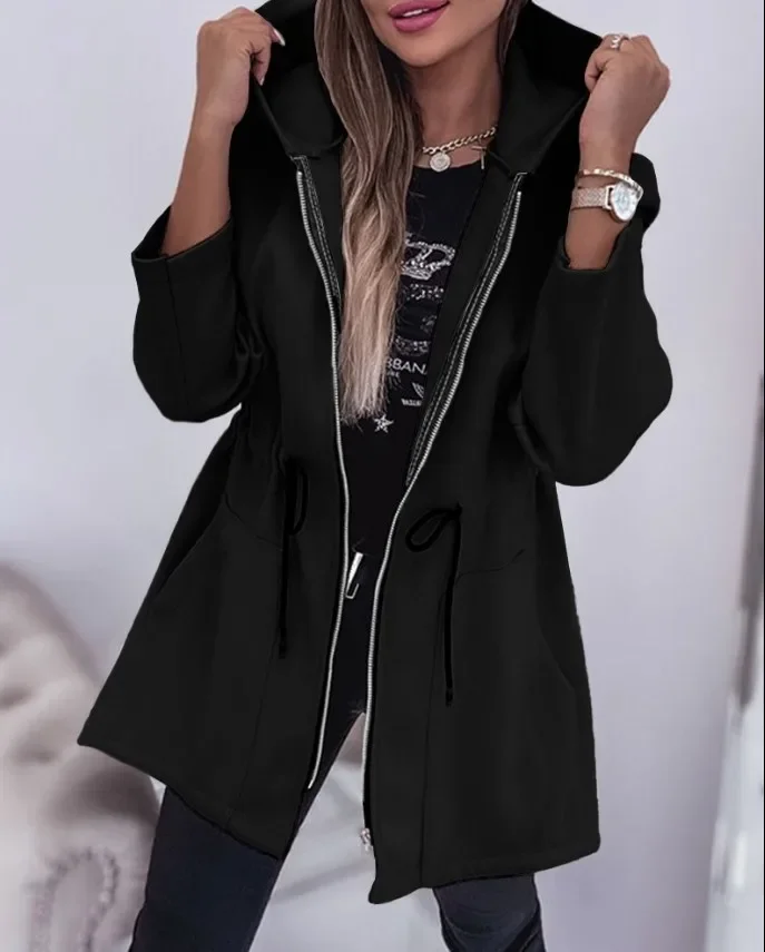 Frühlingsjacke mit Kapuze und plissiertem Bund