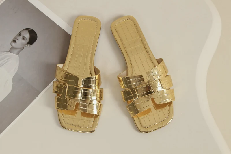 Damen Komfortable Slip-On Sandalen mit trendiger Kroko-Prägung