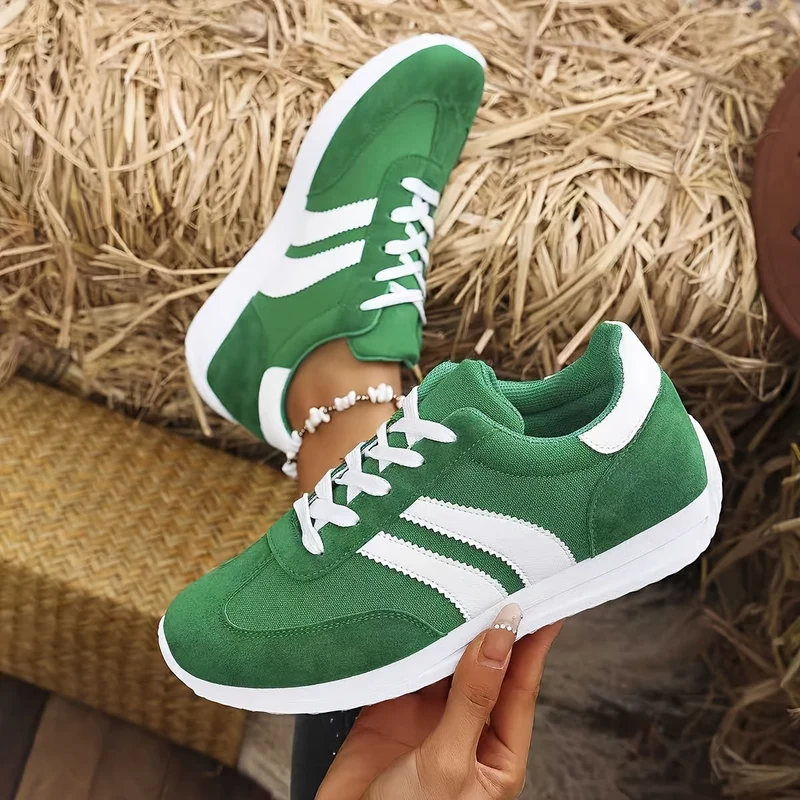 Damen Sneakers mit niedrigem Schaft und modernem Design