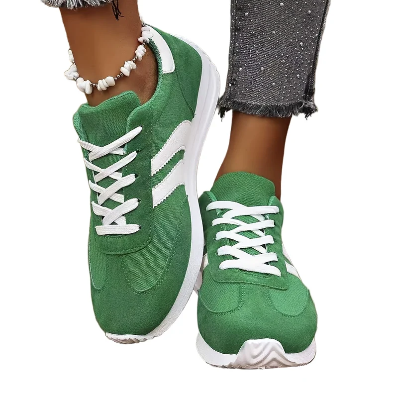 Damen Sneakers mit niedrigem Schaft und modernem Design