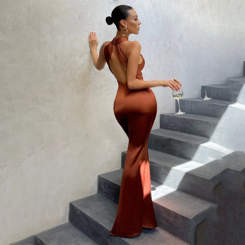 Rückenfreies Kleid