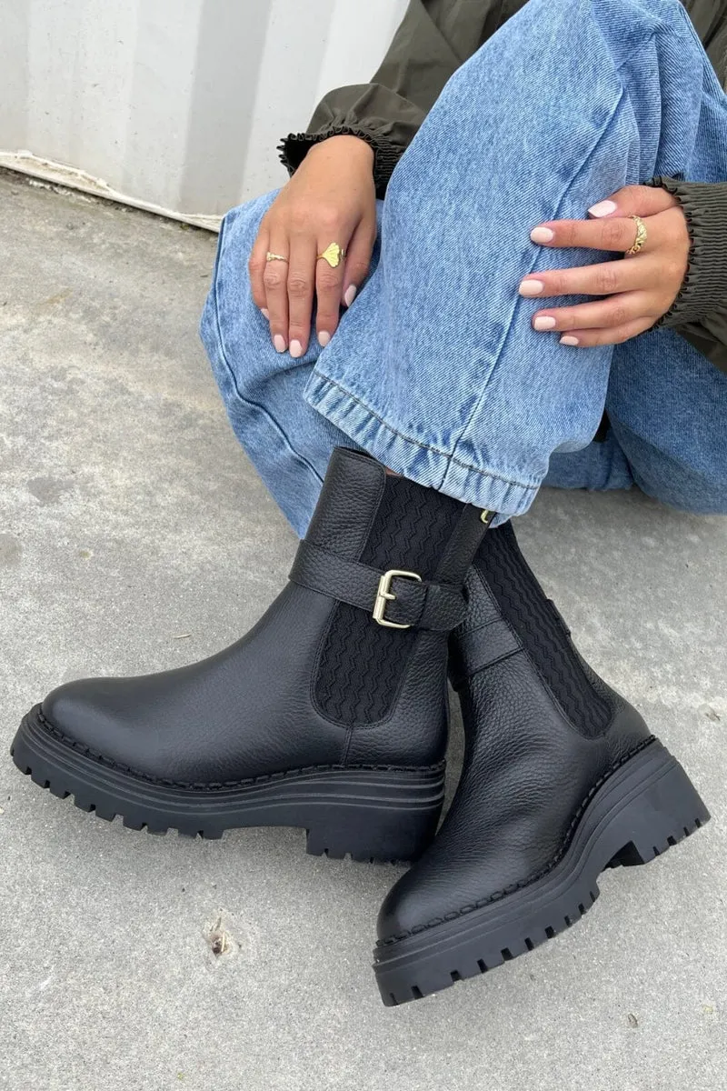 Copenhagen Shoes - The Look Boot - 0001 Black