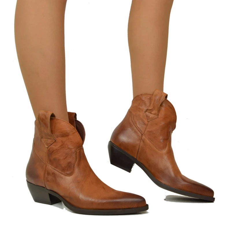 Stivaletti Texanini in Vera Pelle Cuoio Effetto Stropicciato Tacco 5 cm Made in Italy