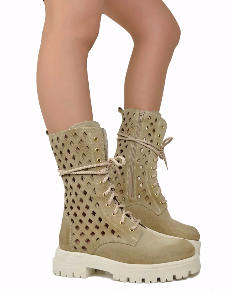 Anfibi Stringati Estivi 10 Occhielli Biker Boots Pelle Scamosciata Traforati a Rombi Beige