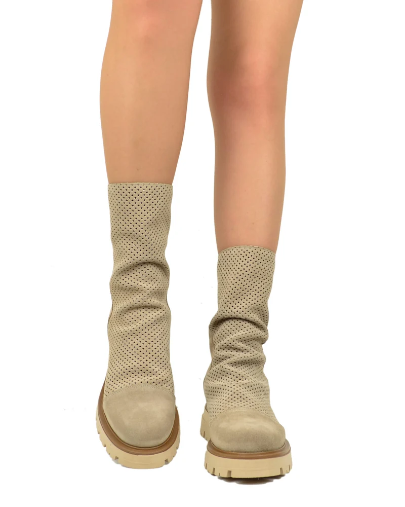Biker Traforati Estivi Zip Dietro Stretti alla Caviglia Pelle Scamosciata Beige