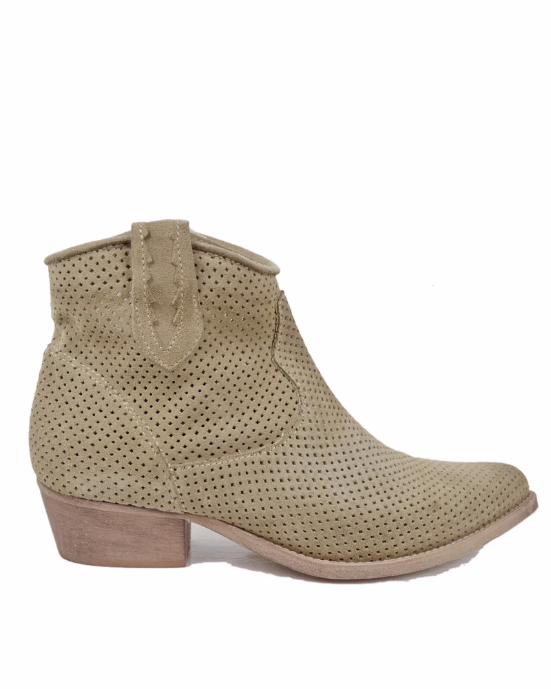 Stivaletti Estivi Traforati Texanini alla Caviglia in Pelle Scamosciata Beige