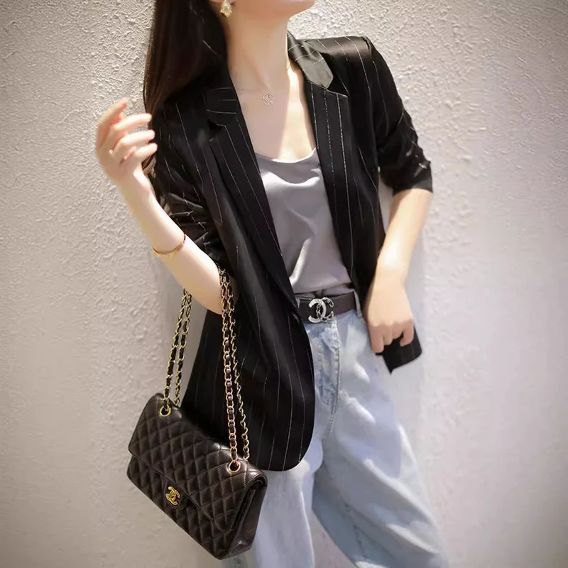 Damen Elegante und vielseitige Blazerjacke Nord Taschen