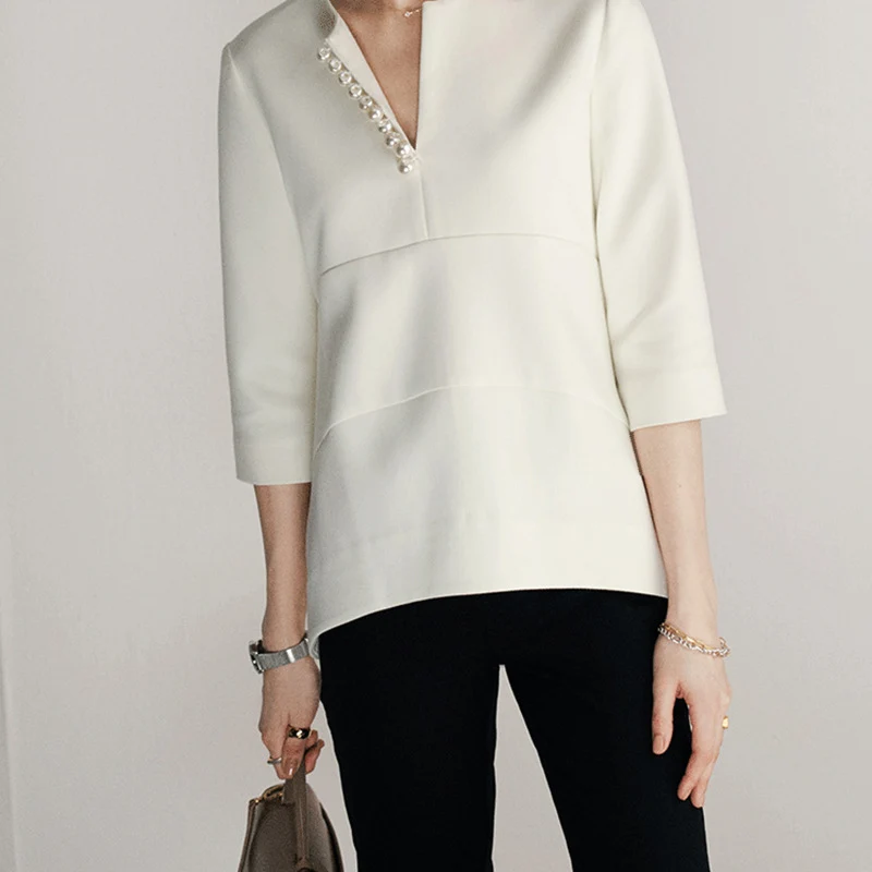 Damen Elegante und stilvolle Bluse mit Perlen-Detail Nord Taschen