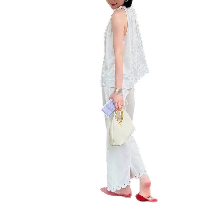 Damen Elegante und luftige Bluse mit reichem Detail Nord Taschen
