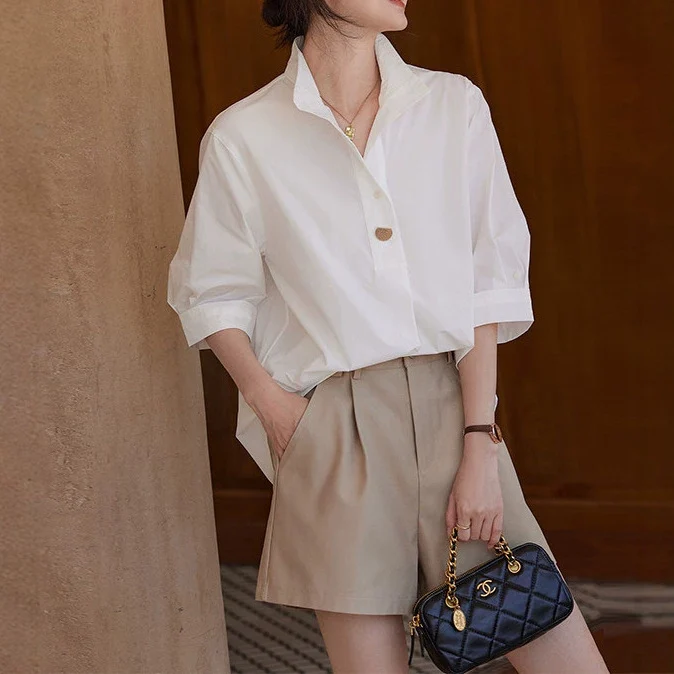 Damen Elegante und luftige Bluse mit modernem Schnitt Nord Taschen