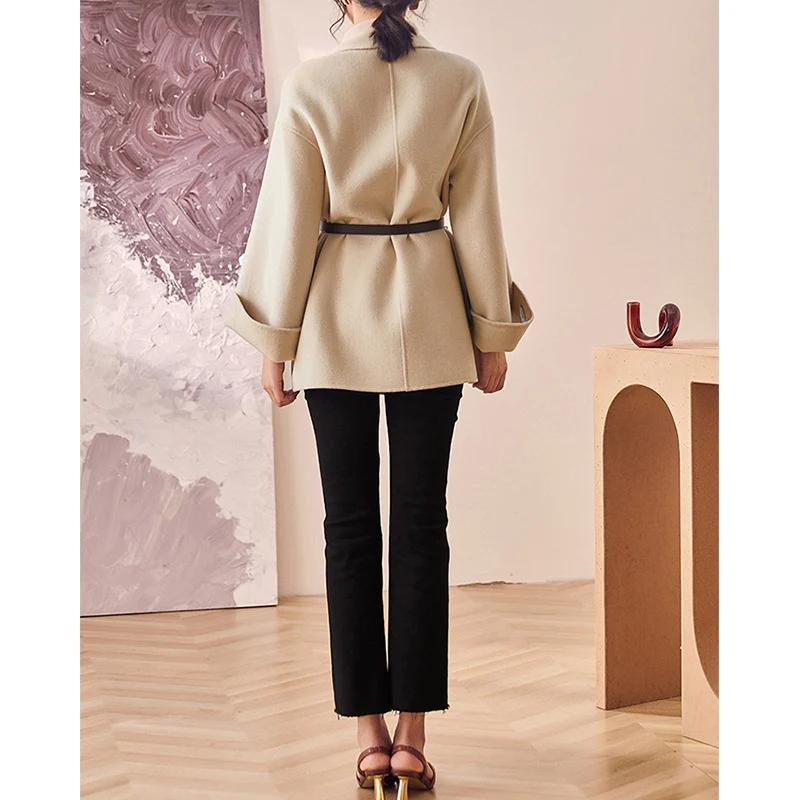 Damen Elegante und lockere Wickeljacke Nord Taschen