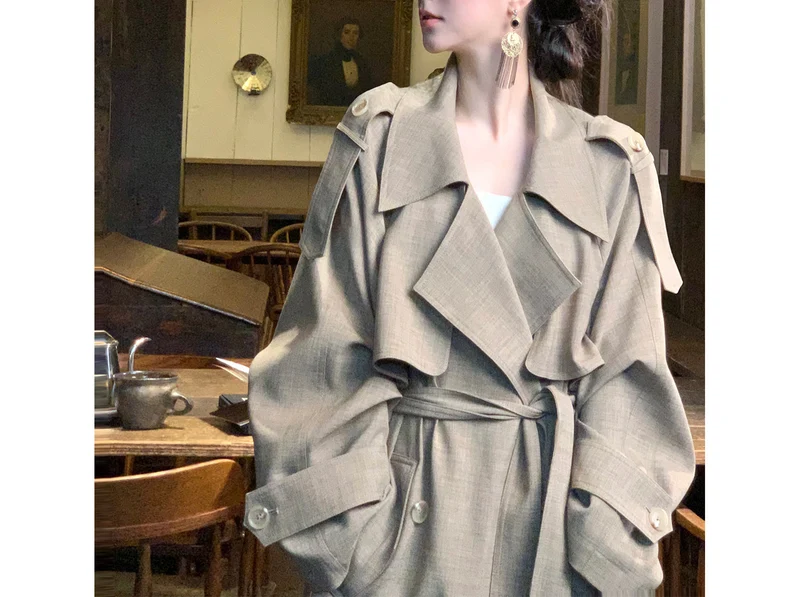 Damen Elegante und lässige Übergangsjacke mit kontrastierenden Ärmeln Nord Taschen
