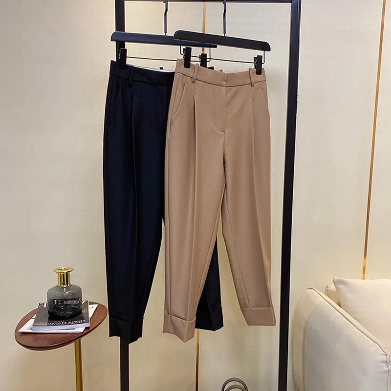 Damen Elegante und hoch taillierte Stoffhose mit breitem Bein Nord Taschen